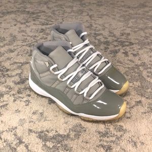 Jordan 11 Cool Grey mid